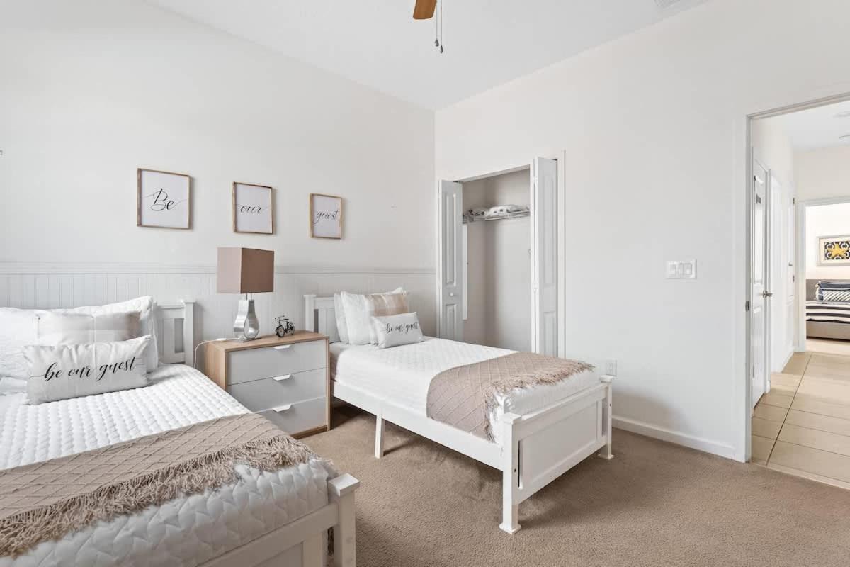 Ground Floor Gathering Up To 9 Guests Bl387